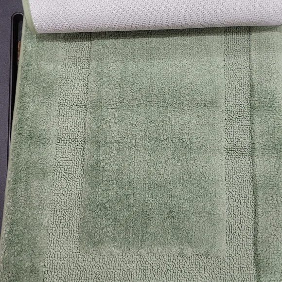 15pc Shower Curtain & Bathroom Accessory Set, Green & White - Picture 7 of 13